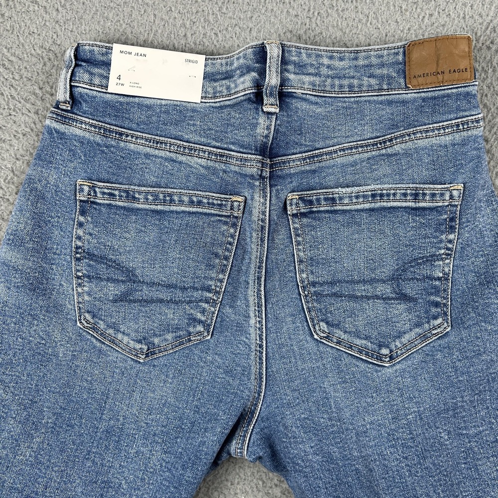 American Eagle Outfitters Jeans Womens 4 Blue Mom High Rise Ripped Knees X-Long - Picture 13 of 15